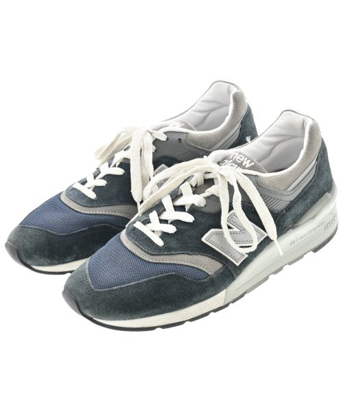 New Balance รองเท้าผ้าใบ