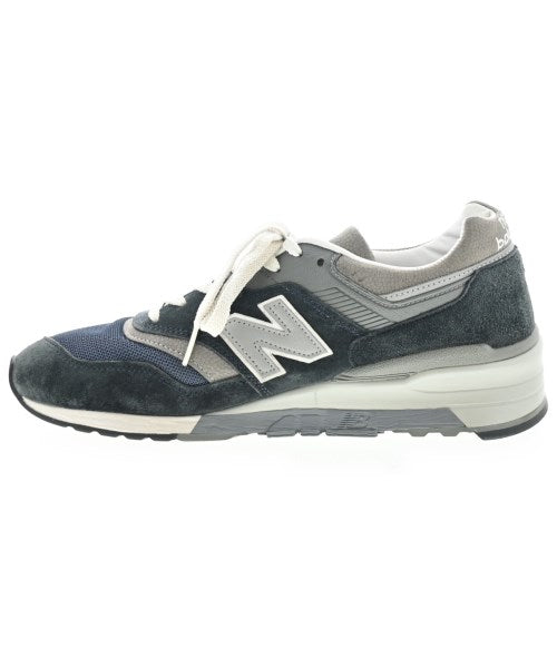 New Balance รองเท้าผ้าใบ