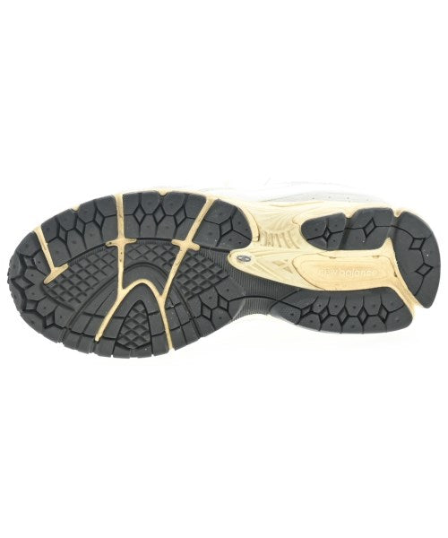 New Balance รองเท้าผ้าใบ