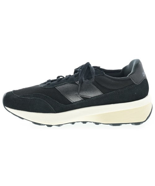 New Balance รองเท้าผ้าใบ