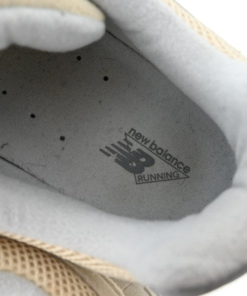 New Balance รองเท้าผ้าใบ