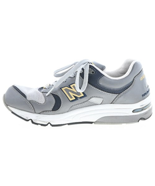 New Balance รองเท้าผ้าใบ