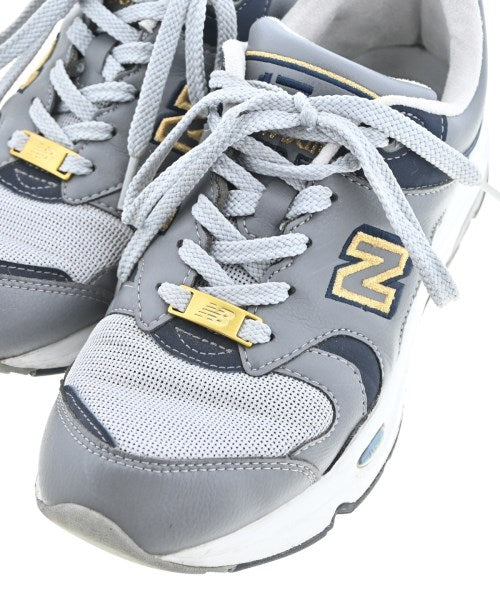 New Balance รองเท้าผ้าใบ