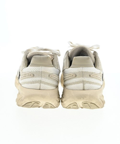 New Balance รองเท้าผ้าใบ