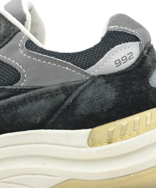 New Balance รองเท้าผ้าใบ