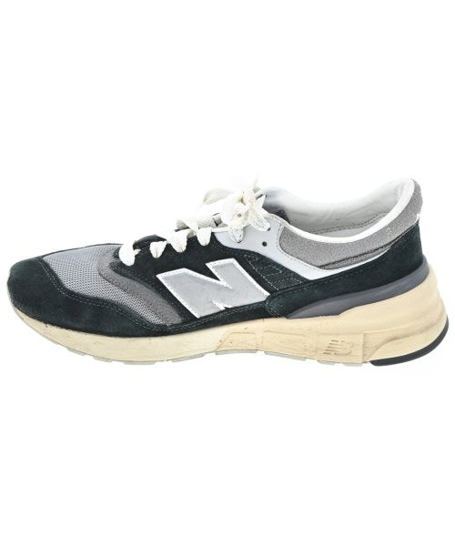New Balance รองเท้าผ้าใบ