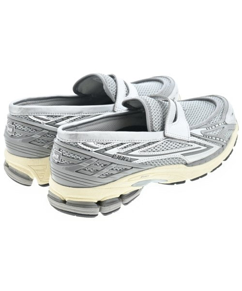 New Balance รองเท้าผ้าใบ