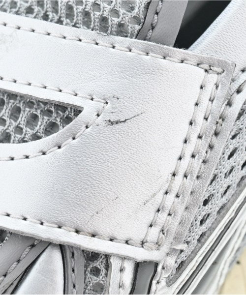 New Balance รองเท้าผ้าใบ