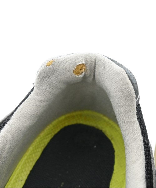 New Balance รองเท้าผ้าใบ