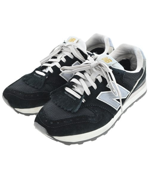 New Balance รองเท้าผ้าใบ