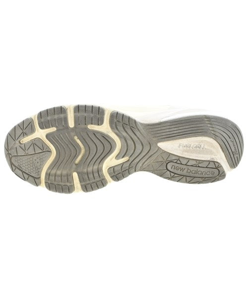 New Balance รองเท้าผ้าใบ