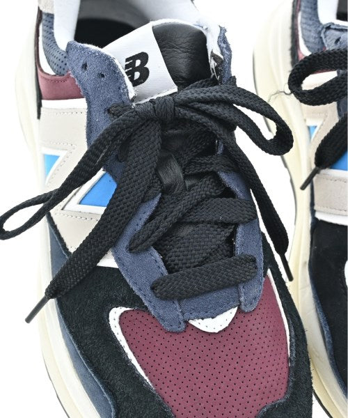 New Balance รองเท้าผ้าใบ