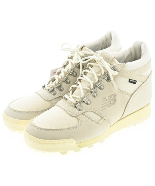 New Balance รองเท้าผ้าใบ
