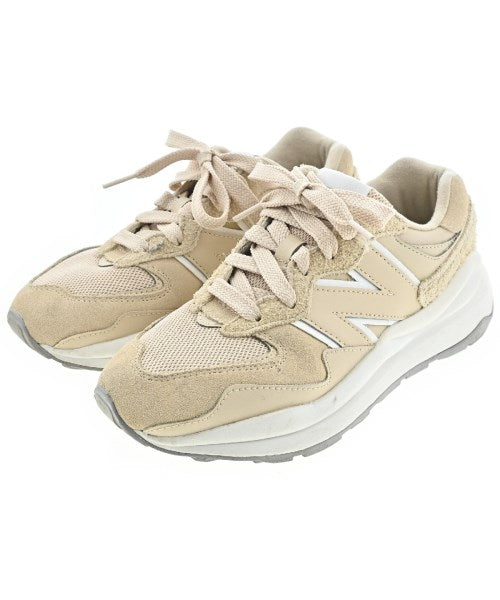 New Balance รองเท้าผ้าใบ