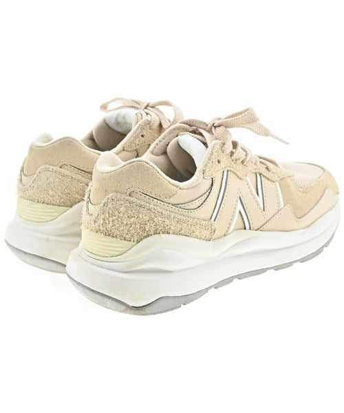 New Balance รองเท้าผ้าใบ