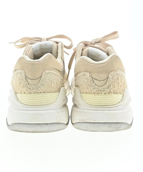 New Balance รองเท้าผ้าใบ