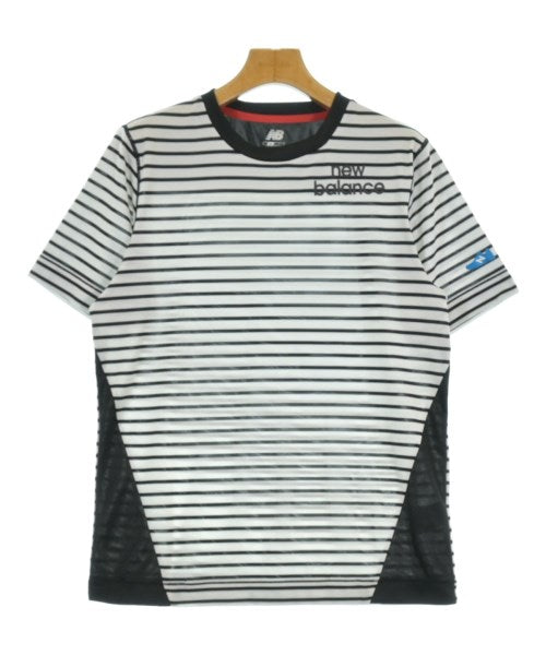 New Balance เสื้อยืด/เสื้อท็อปส์