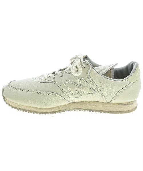 New Balance รองเท้าผ้าใบ