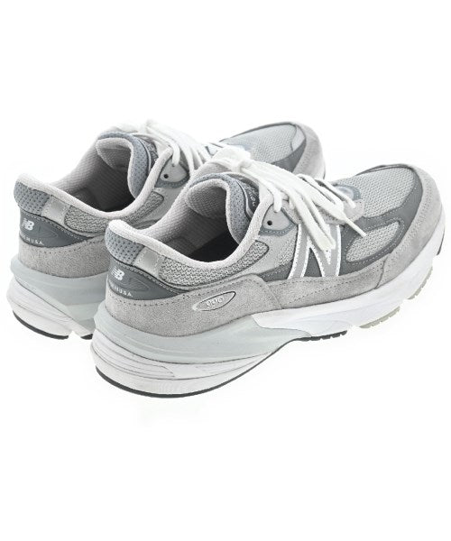 New Balance รองเท้าผ้าใบ