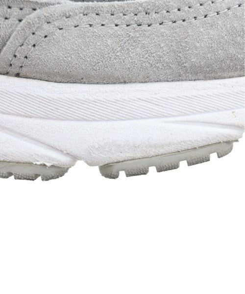 New Balance รองเท้าผ้าใบ