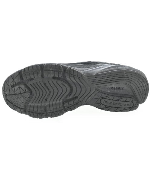 New Balance รองเท้าผ้าใบ