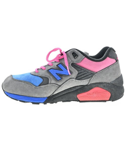 New Balance รองเท้าผ้าใบ