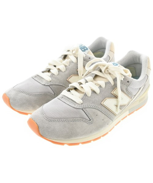 New Balance รองเท้าผ้าใบ