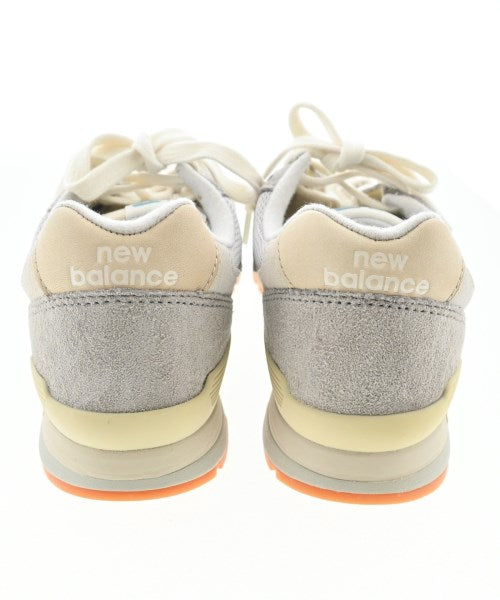 New Balance รองเท้าผ้าใบ