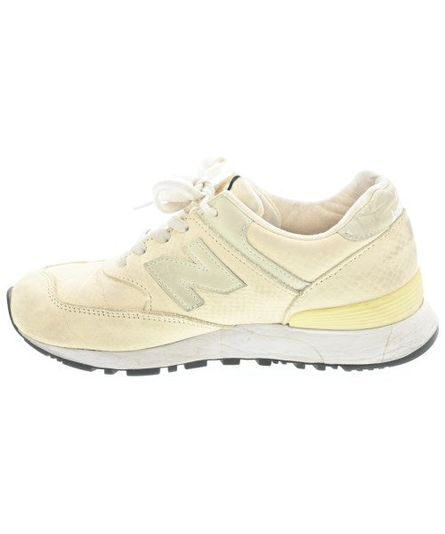 New Balance รองเท้าผ้าใบ