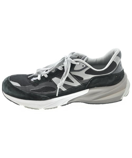 New Balance รองเท้าผ้าใบ