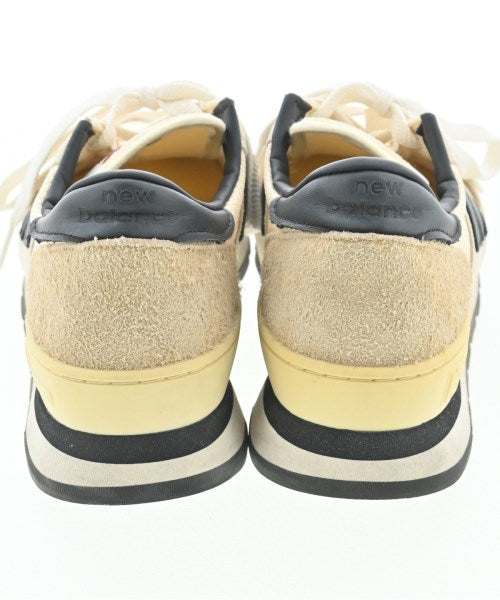 New Balance รองเท้าผ้าใบ