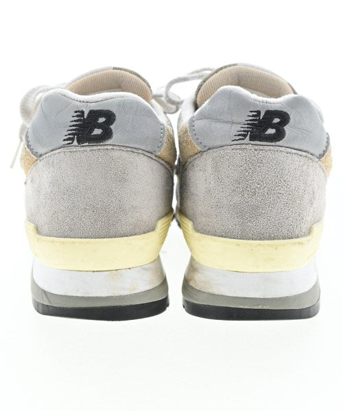 New Balance รองเท้าผ้าใบ