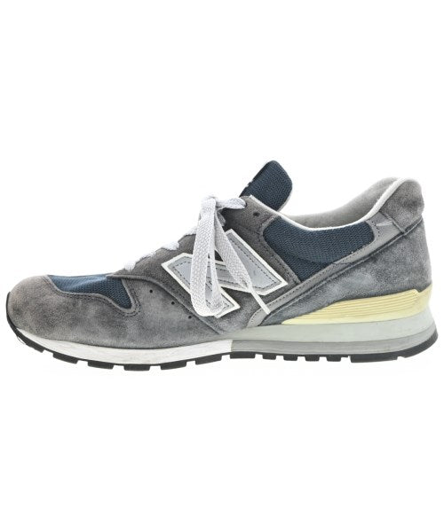 New Balance รองเท้าผ้าใบ