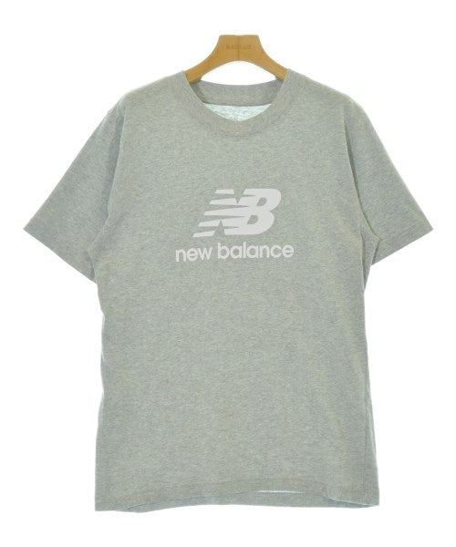 New Balance เสื้อยืด/เสื้อท็อปส์