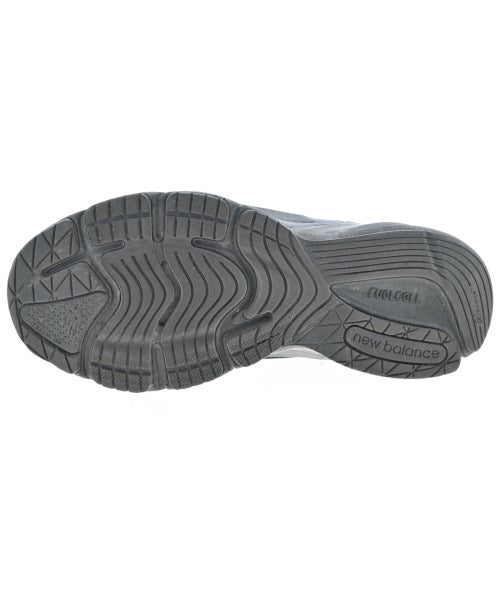 New Balance รองเท้าผ้าใบ