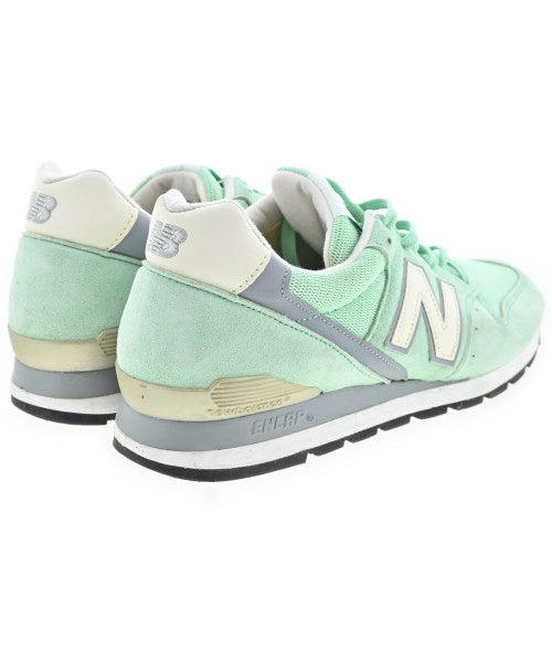New Balance รองเท้าผ้าใบ