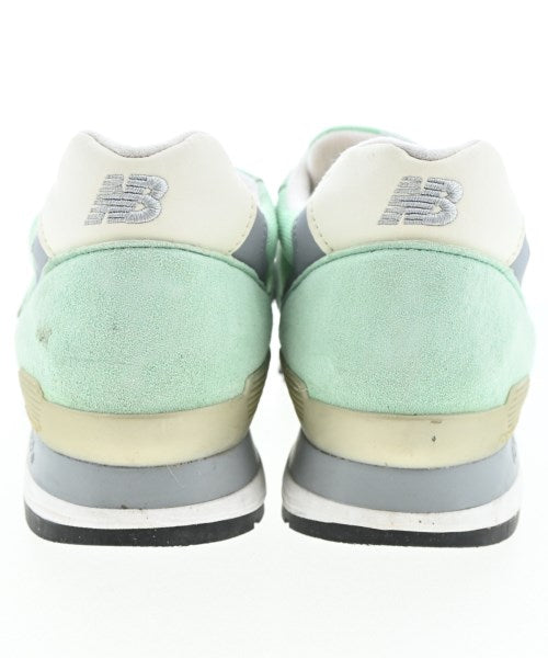 New Balance รองเท้าผ้าใบ