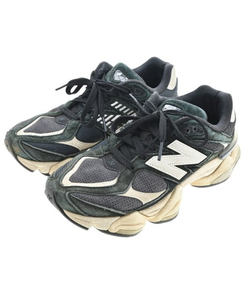 New Balance รองเท้าผ้าใบ