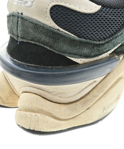 New Balance รองเท้าผ้าใบ