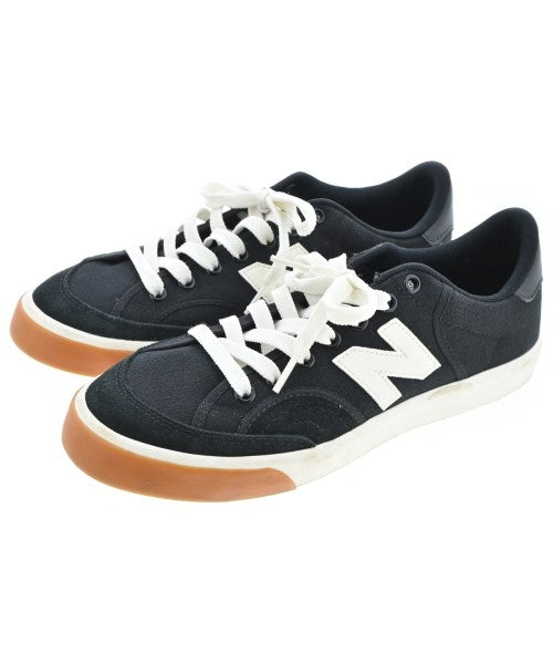 New Balance รองเท้าผ้าใบ