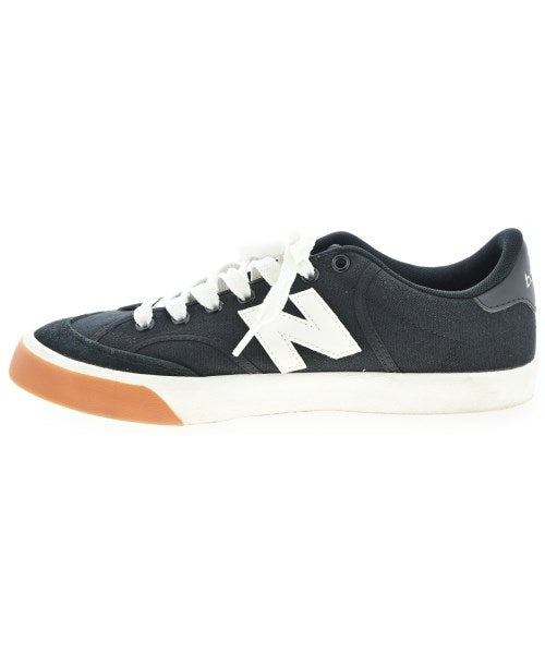 New Balance รองเท้าผ้าใบ