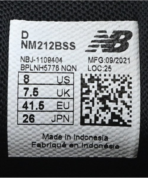 New Balance รองเท้าผ้าใบ