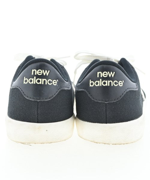 New Balance รองเท้าผ้าใบ