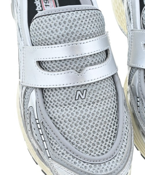 New Balance รองเท้าผ้าใบ