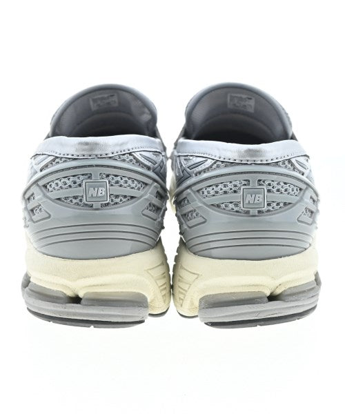 New Balance รองเท้าผ้าใบ