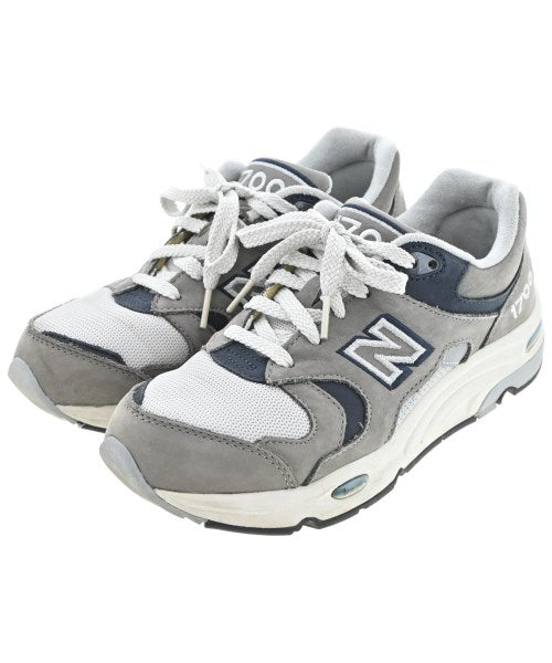 New Balance รองเท้าผ้าใบ