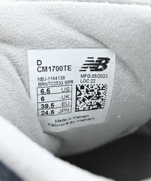 New Balance รองเท้าผ้าใบ