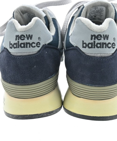 New Balance รองเท้าผ้าใบ