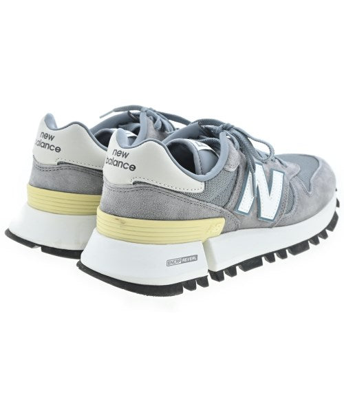 New Balance รองเท้าผ้าใบ