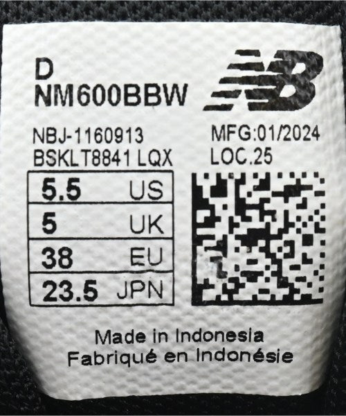 New Balance รองเท้าผ้าใบ
